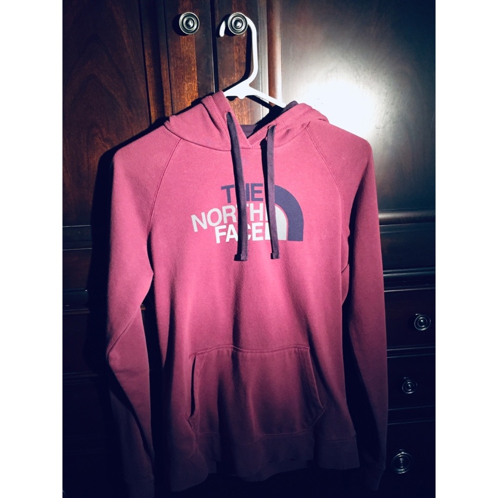 Cute North Face Hoodie Women’s Medium 💘